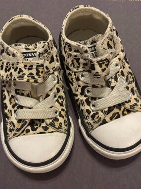 Toddler Cheetah Converse